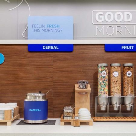 Holiday Inn Express Hotel & Suites Defiance By Ihg Экстерьер фото