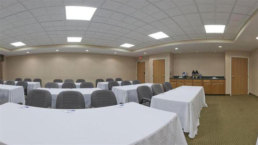 Holiday Inn Express Hotel & Suites Defiance By Ihg Экстерьер фото