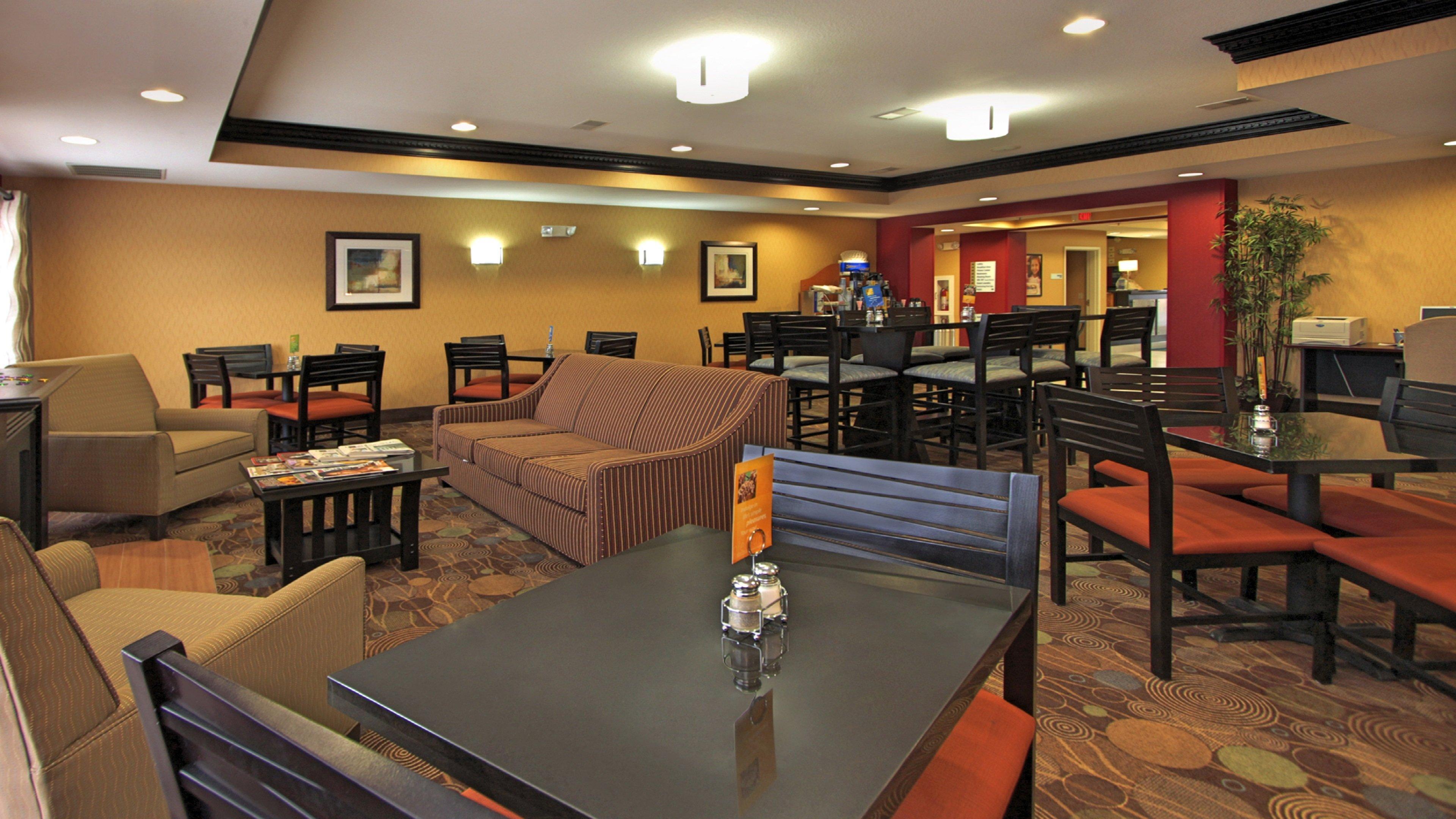Holiday Inn Express Hotel & Suites Defiance By Ihg Экстерьер фото